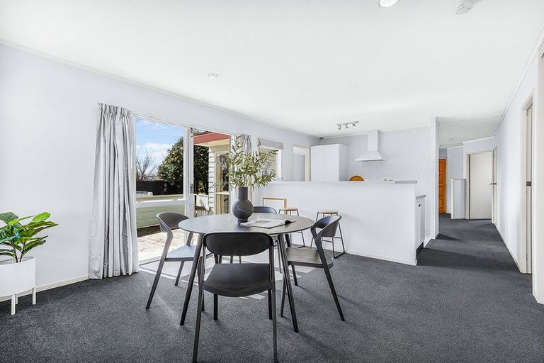 Photo of property in 5 Admiral Crescent, Flagstaff, Hamilton, 3210