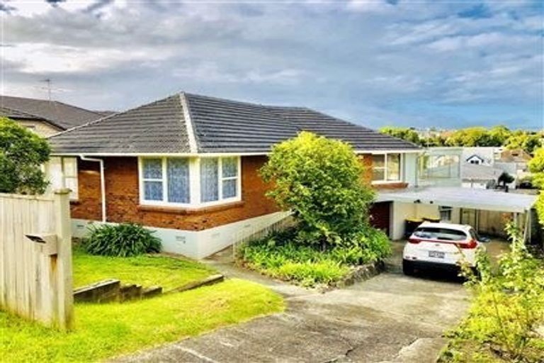 Photo of property in 7 Corunna Road, Milford, Auckland, 0620