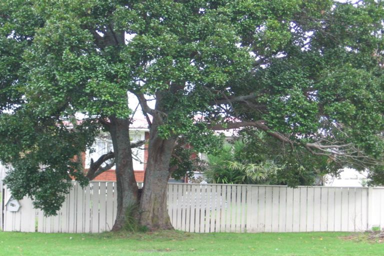 Photo of property in 432 West Coast Road, Glen Eden, Auckland, 0602