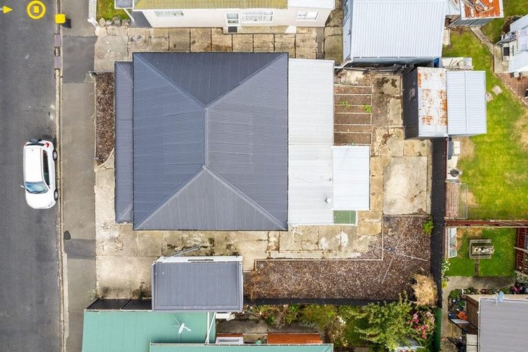 Photo of property in 14 Wynyard Street, South Dunedin, Dunedin, 9012