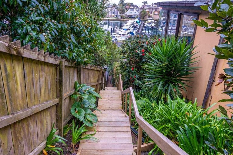 Photo of property in 3/25 Prospect Terrace, Milford, Auckland, 0620