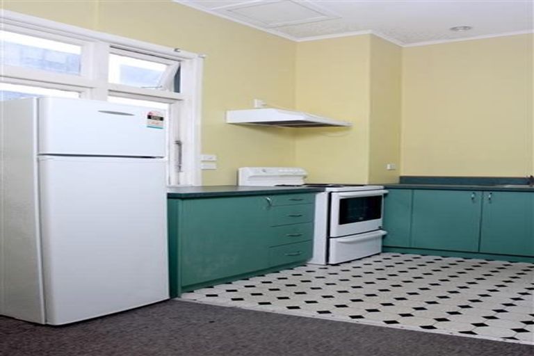 Photo of property in 53b Cambridge Terrace, Waiwhetu, Lower Hutt, 5010