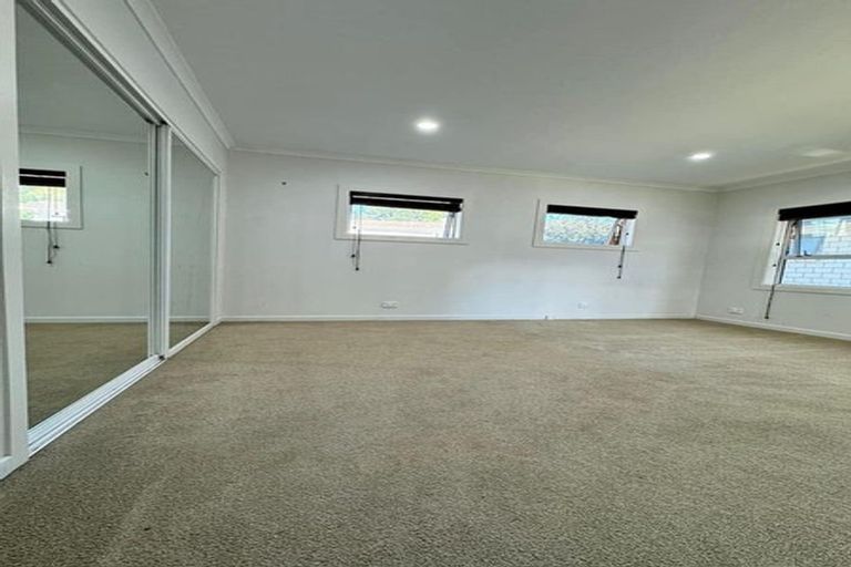 Photo of property in 1a Butterworth Avenue, Opaheke, Papakura, 2113
