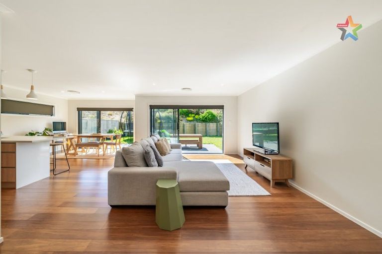 Photo of property in 8 Richard Sadleir Way, Belmont, Lower Hutt, 5010