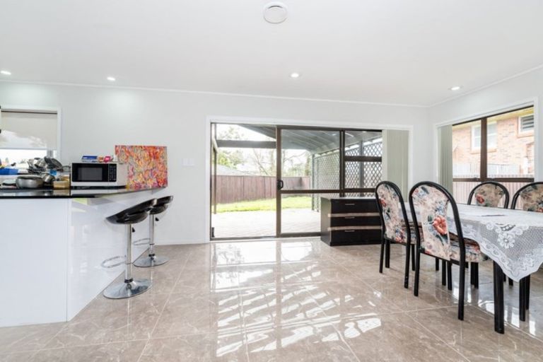 Photo of property in 17 Lochinver Road, Papatoetoe, Auckland, 2025