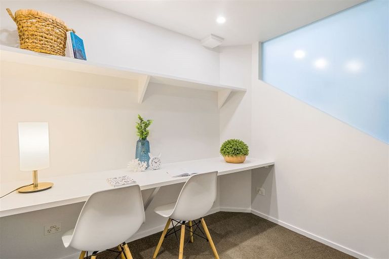 Photo of property in 73 Moana Road, Plimmerton, Porirua, 5026