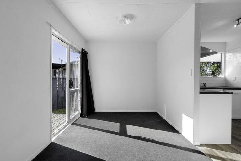 Photo of property in 35 Purcell Place, Melville, Hamilton, 3206