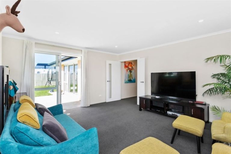 Photo of property in 9 Whincops Road, Halswell, Christchurch, 8025