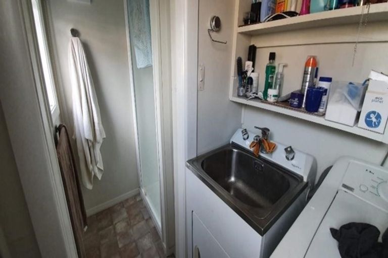 Photo of property in 17 Ensors Road, Opawa, Christchurch, 8023