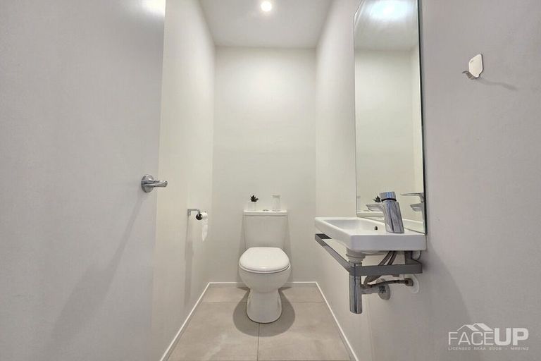 Photo of property in 4 Plover Road, Hobsonville, Auckland, 0616