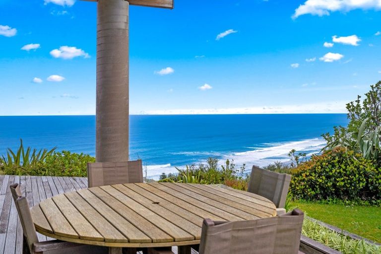 Photo of property in 381 Oaia Road, Muriwai, Waimauku, 0881