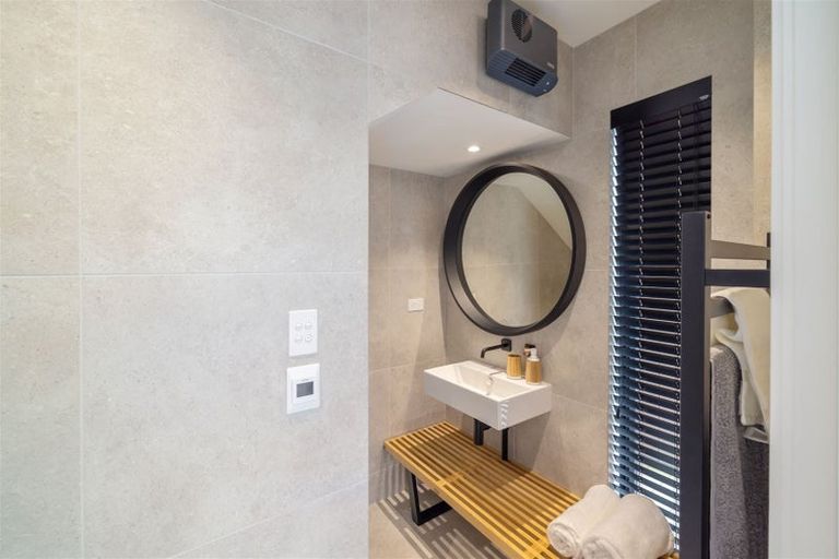 Photo of property in 19 Cass Bay Place, Cass Bay, Lyttelton, 8082