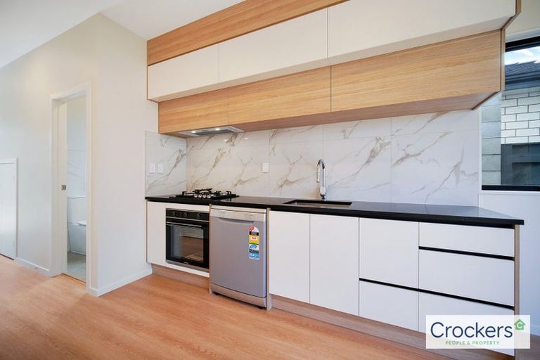 Photo of property in 83c Russell Road, Manurewa, Auckland, 2102