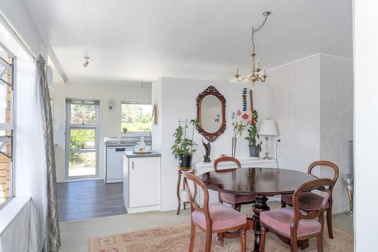 Photo of property in 38 Whitby Avenue, Whitianga, 3510