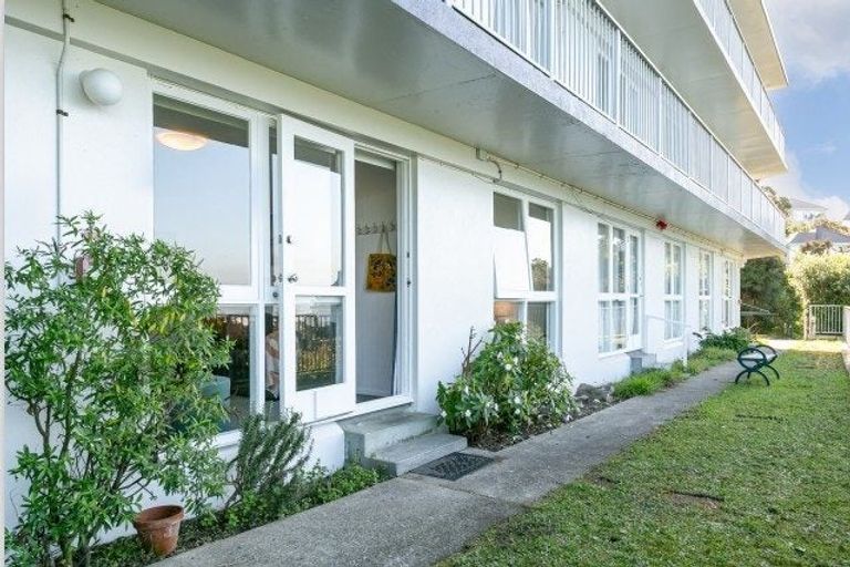 Photo of property in 3/31 Homebush Road, Khandallah, Wellington, 6035