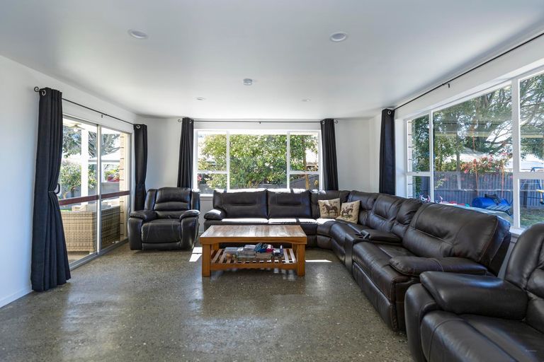 Photo of property in 27 George Street, Pleasant Point, 7903