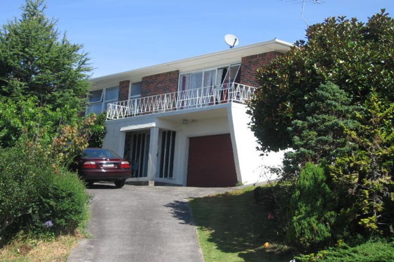 Photo of property in 3 Marlborough Avenue, Glenfield, Auckland, 0629