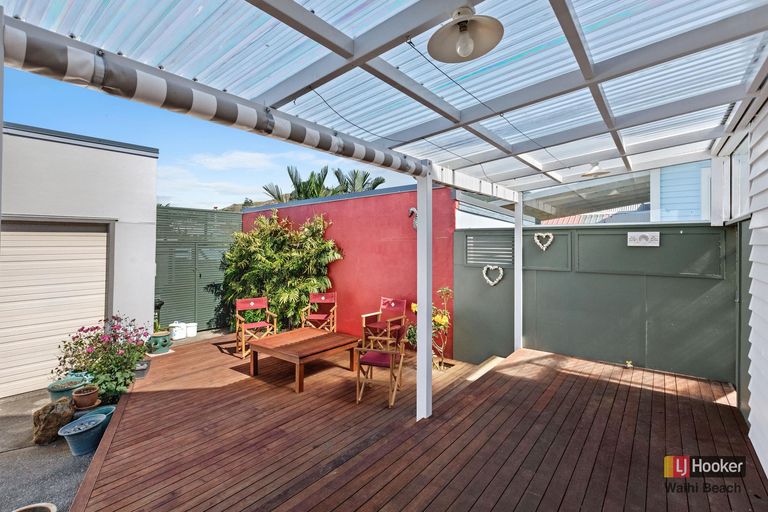 Photo of property in 31 Ocean View Road, Waihi Beach, 3611