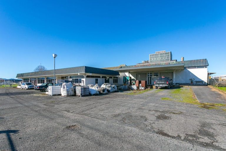 Photo of property in 2 Arohanui Road, Karaka, 2124