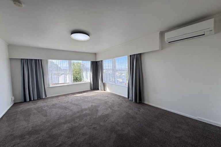 Photo of property in 1/18 Anne Road, Hillcrest, Auckland, 0627