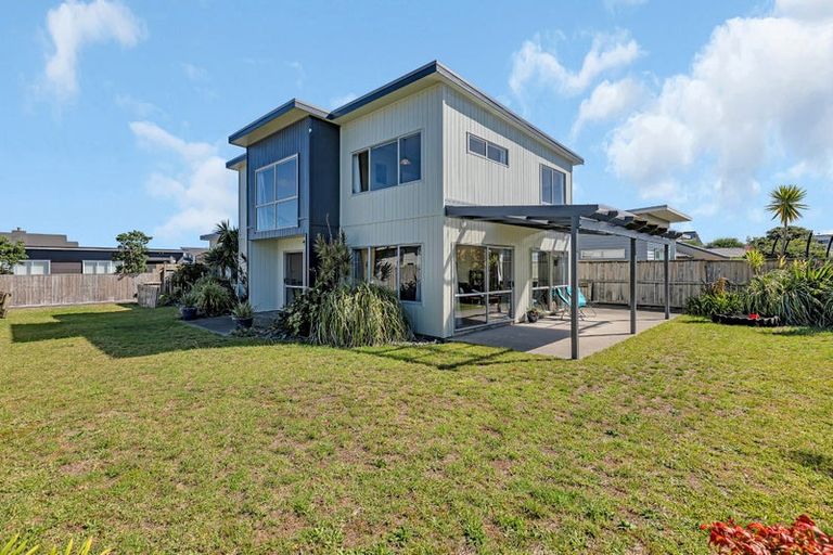 Photo of property in 94a Bream Bay Drive, Ruakaka, 0116