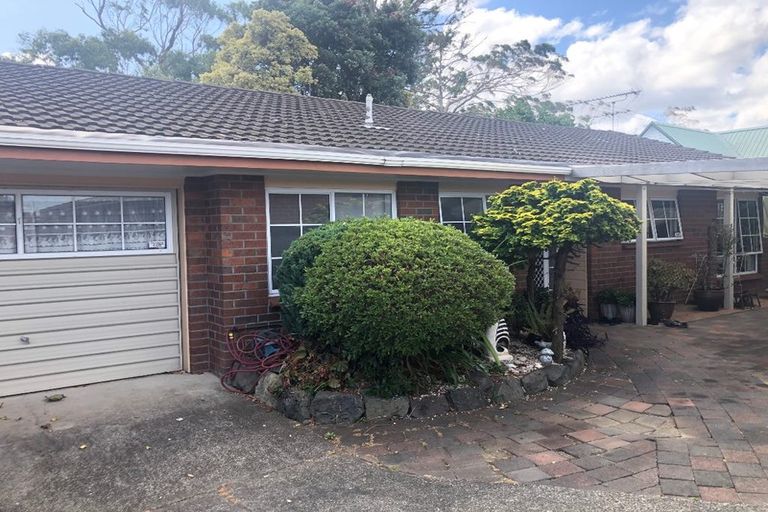 Photo of property in 1/12 Pukeko Place, Papatoetoe, Auckland, 2025