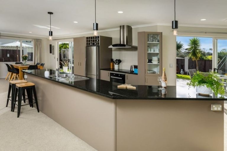 Photo of property in 45 Aberley Road, Schnapper Rock, Auckland, 0632