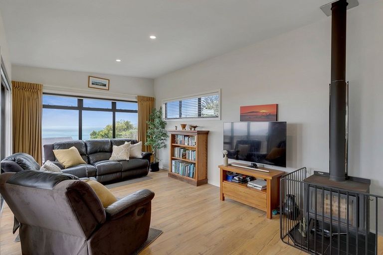 Photo of property in 7a Haunui Way, Pukerua Bay, 5026