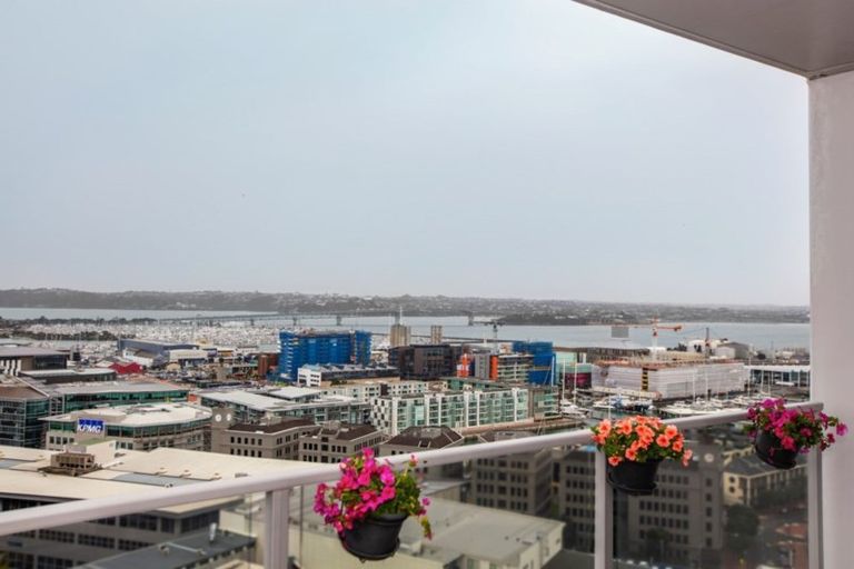 Photo of property in The Nautilus Apartments, 5b/18 Hobson Street, Auckland Central, Auckland, 1010