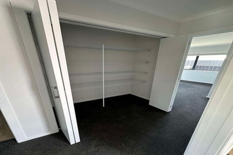 Photo of property in 128b Weraroa Road, Levin, 5510