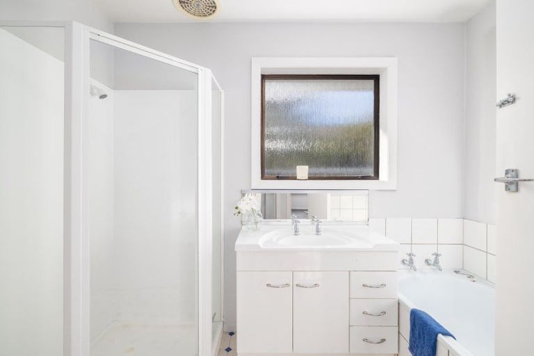 Photo of property in 218 Beach Road, North New Brighton, Christchurch, 8083