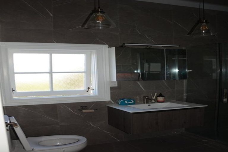 Photo of property in 15 Portland Crescent, Thorndon, Wellington, 6011