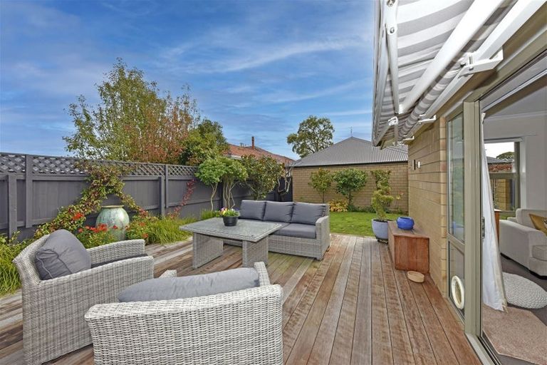 Photo of property in 18b Plynlimon Road, Fendalton, Christchurch, 8052
