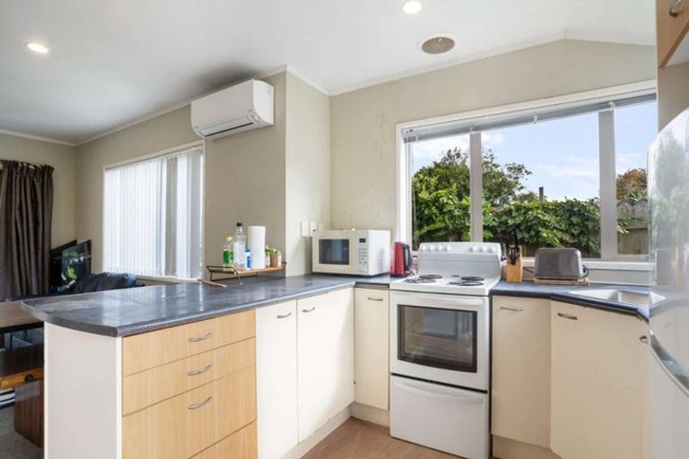 Photo of property in 25a Sikkim Crescent, Clover Park, Auckland, 2019