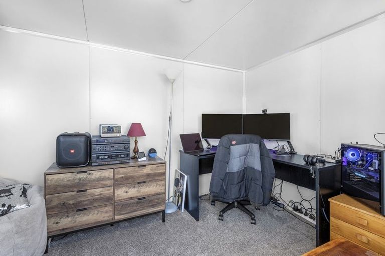 Photo of property in 1/11a Lenton Street, Aranui, Christchurch, 8061