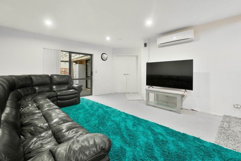 Photo of property in 12 Te Ironui Place, Huntington, Hamilton, 3210