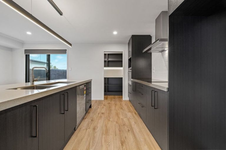 Photo of property in 32 Glengael Drive, Halswell, Christchurch, 8025