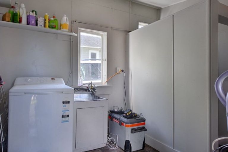 Photo of property in 6 Howard Street, Gore, 9710