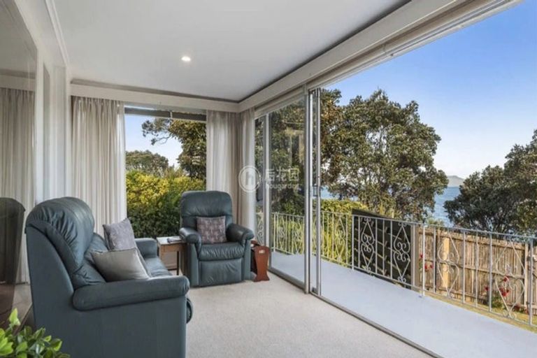 Photo of property in 5 Churchill Road, Murrays Bay, Auckland, 0630