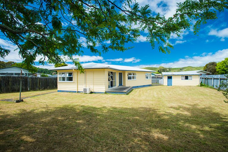 Photo of property in 32 Ida Road, Outer Kaiti, Gisborne, 4010