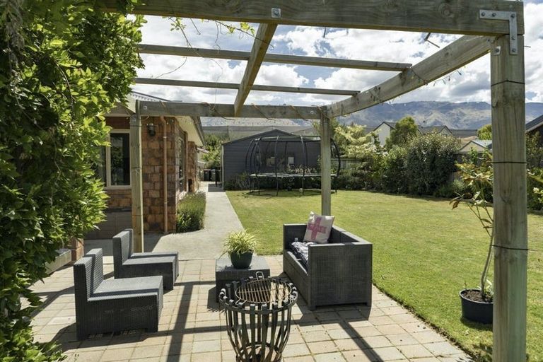 Photo of property in 10 Missy Crescent, Mount Pisa, Cromwell, 9383