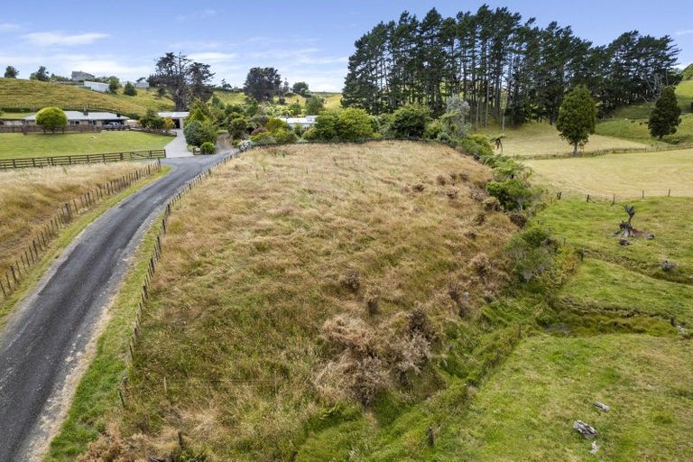 Photo of property in 77 Dorset Road, Hillsborough, New Plymouth, 4372