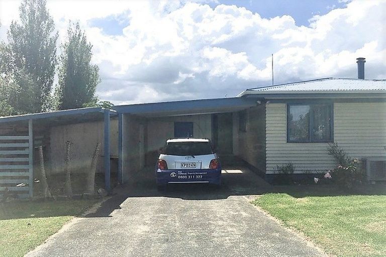 Photo of property in 113 Hurndall Street East, Maungaturoto, 0520