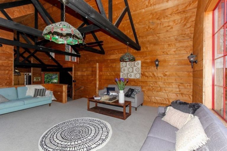 Photo of property in 22b Sequoia Grove, Merrilands, New Plymouth, 4312