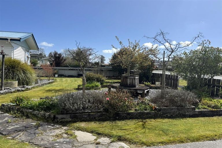 Photo of property in 59 Main Road, Harihari, 7884