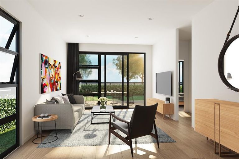 Photo of property in 7 Tapuwae Way, Mangere Bridge, Auckland, 2022