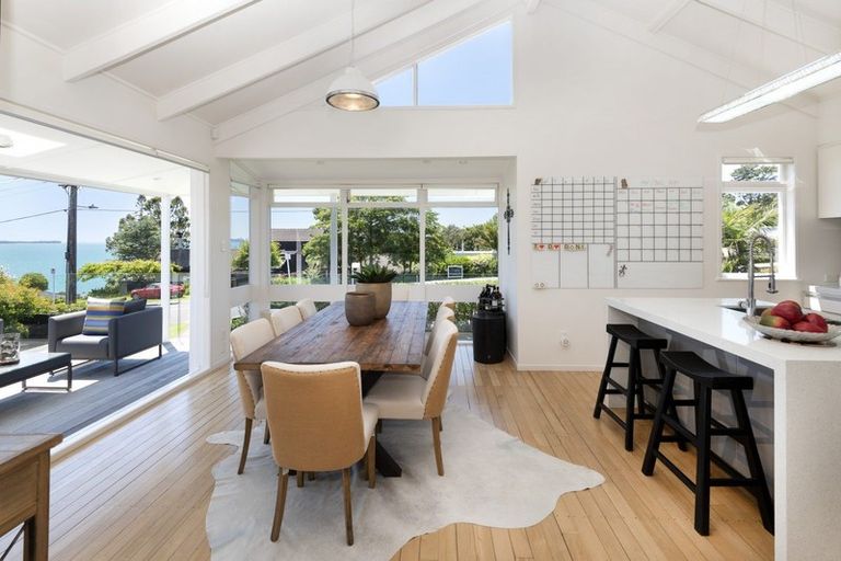 Photo of property in 144 Mellons Bay Road, Mellons Bay, Auckland, 2014