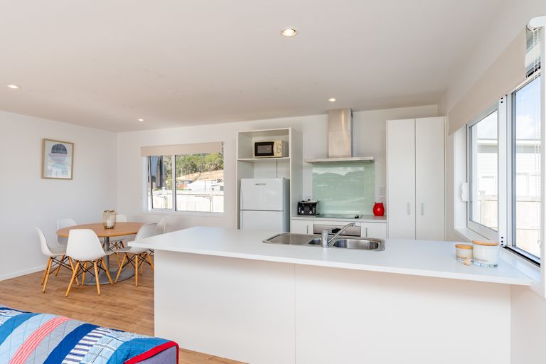 Photo of property in 25 Northcoast Place, Mangawhai Heads, Mangawhai, 0505
