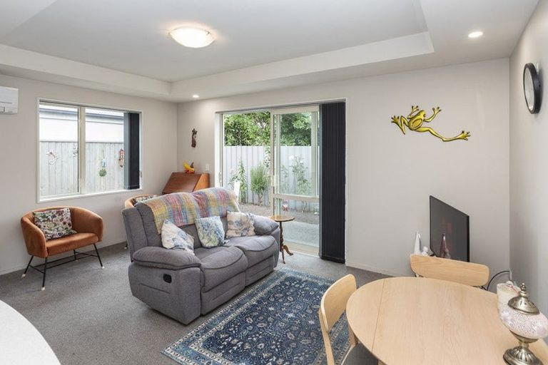 Photo of property in 2/6 Nicholls Road, Halswell, Christchurch, 8025