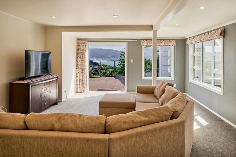 Photo of property in 68 Eskdale Road, Papakowhai, Porirua, 5024